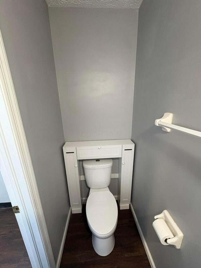 Building Photo - 2232 Pinion Pl