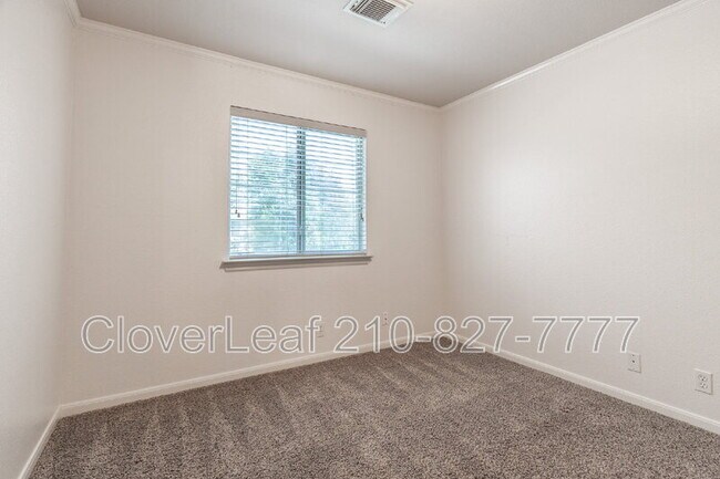 Building Photo - 108 Snowberry Dr