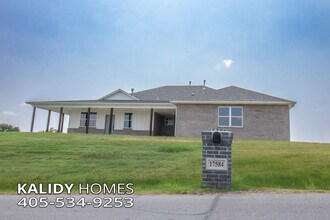 Building Photo - 17584 Salma Rd