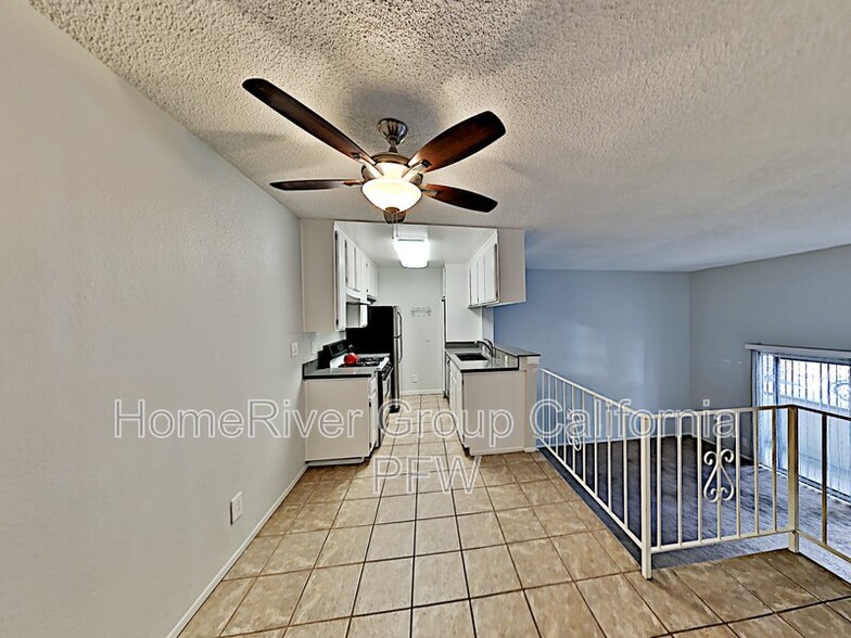 Building Photo - 5500 Lindley Ave