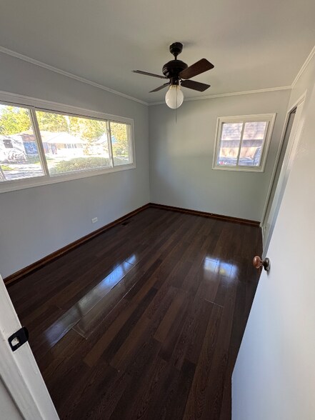 Building Photo - 437 Navajo St