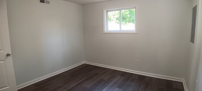 Building Photo - Christiansburg, 2 BR / 1 BA, Available in Aug 14th