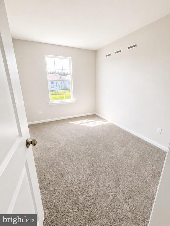 Building Photo - 344 Mazzeo Dr