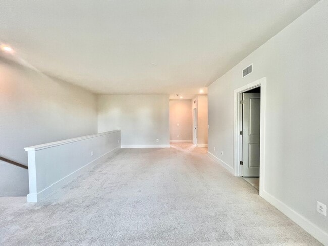 Building Photo - 1606 Koch Ct