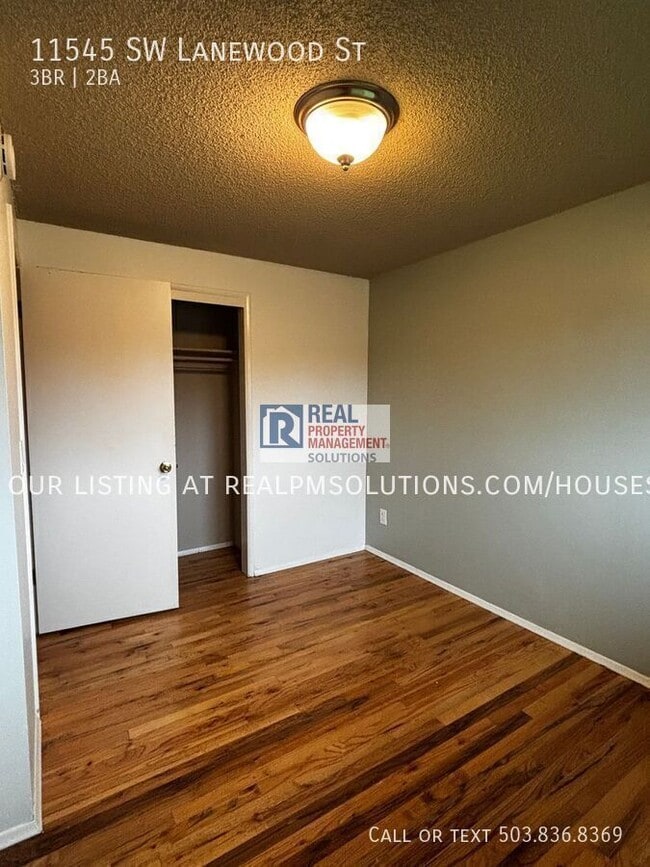 Building Photo - 11545 SW Lanewood St