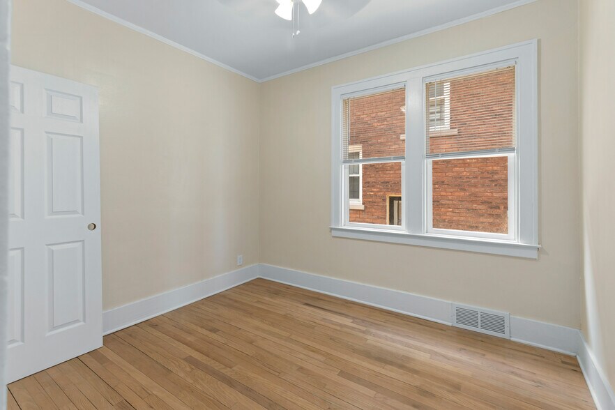 Building Photo - 2986 Cortland St
