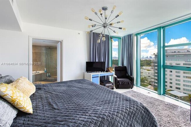 Building Photo - 6000 Indian Creek Dr