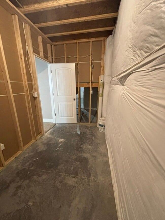 Building Photo - 1333 Alyssa Way
