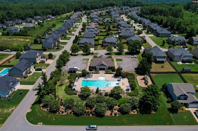 Building Photo - 414 Tulip Way