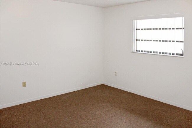 Building Photo - 8867 SW 36th St