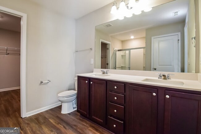Building Photo - 3875 Newbury Pl Dr