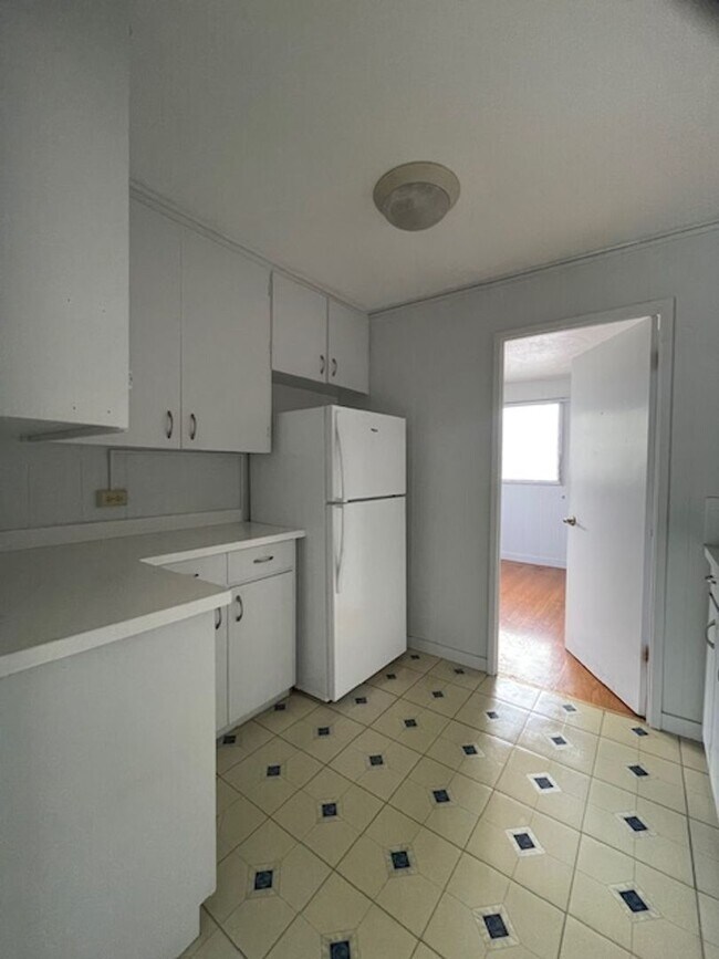 Building Photo - 1 Bedroom in Honolulu