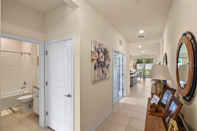 Building Photo - 6345 SW 88th Loop