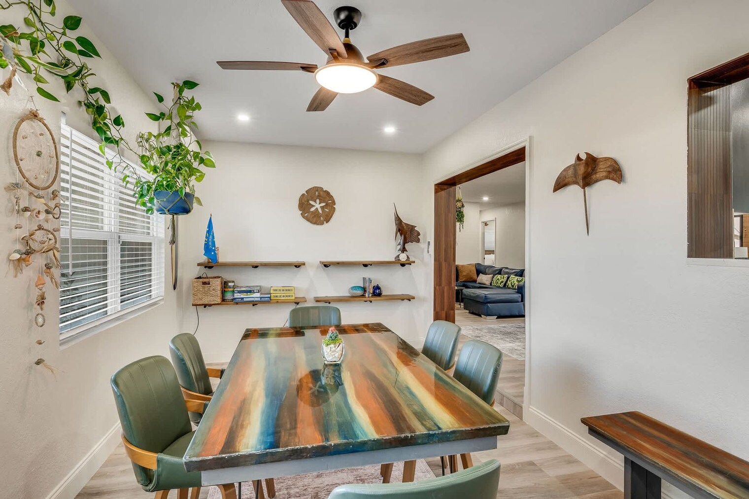 Building Photo - 415 N Shore Dr