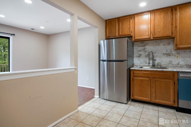 Building Photo - 4410 Birchwood Ct