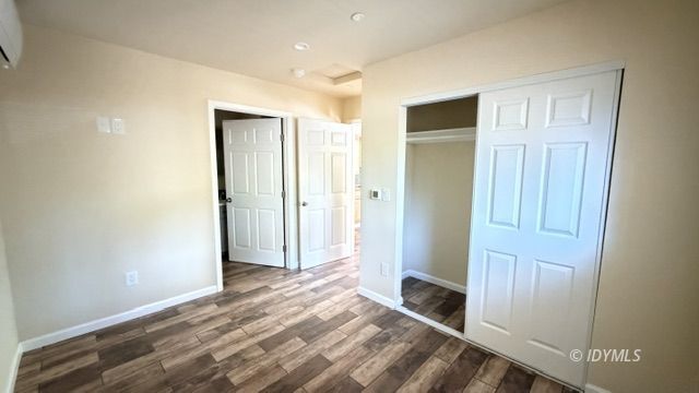 Building Photo - 1 bedroom home in center of town