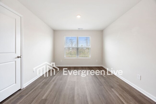 Building Photo - Coming Soon!