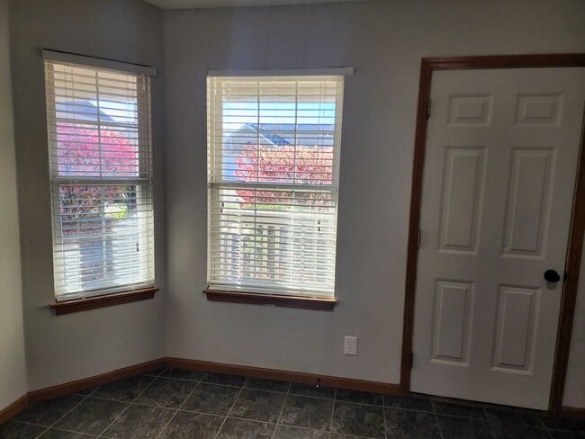Building Photo - Spacious 2-Bed, 2-Bath Duplex with Attache...