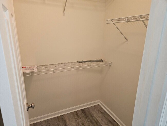 Building Photo - 3 bedroom, 2 bath home in the Neighborhoods of Holly Ridge Community