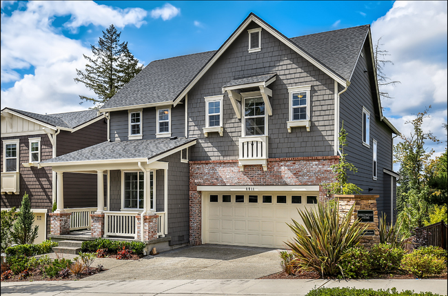 Building Photo - Unparalleled Comfort in this 4-Bedroom Gem!