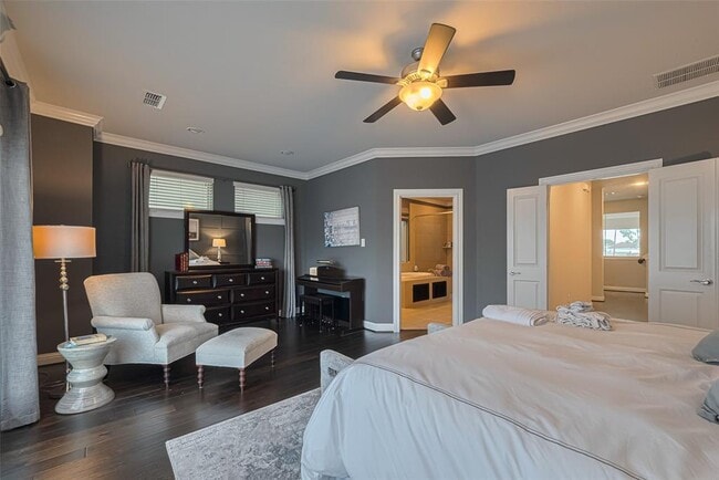 Building Photo - 8418 Oak Leaf Point Dr