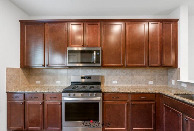 Building Photo - 279 Zuma Dr