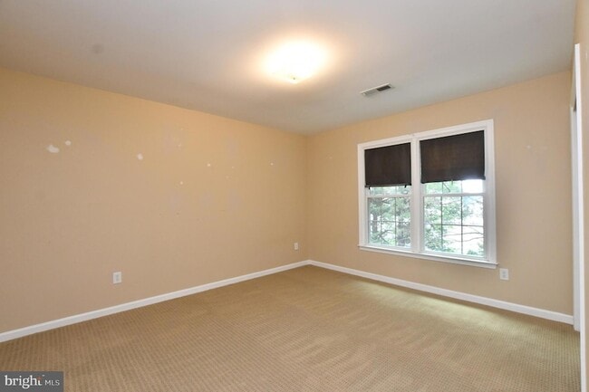 Building Photo - 350 Copperfield Ln