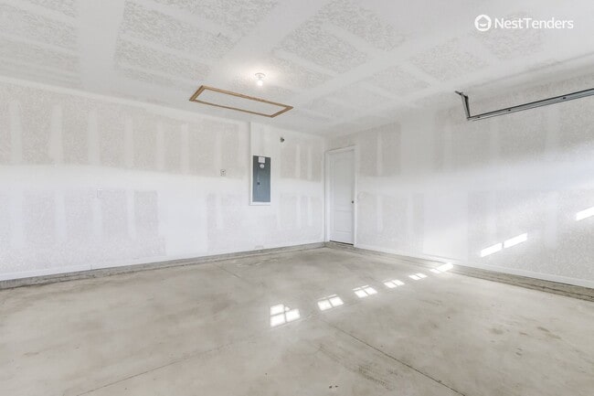 Building Photo - Like New Three Bedroom Home in Yulee's Nassau Crossing!