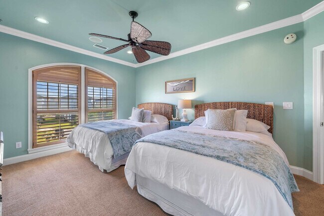 Building Photo - 3204 Sand Dollar Ln