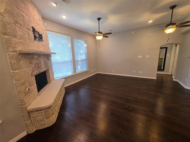 Building Photo - 2717 Cliffwood Dr