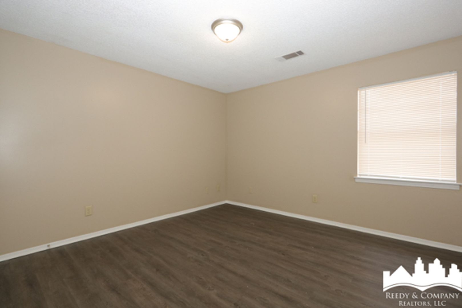 Building Photo - 5343 Cedar Bluff Dr