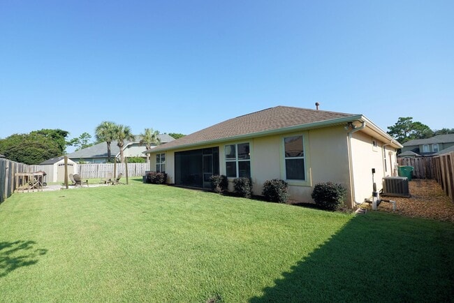 Building Photo - Charming 3-Bedroom Home in Peaceful Cul-de...