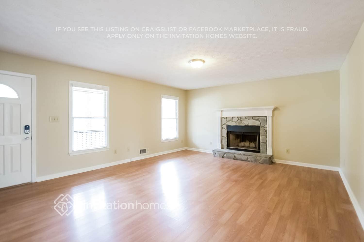 Building Photo - 40 Oak Landing Ln
