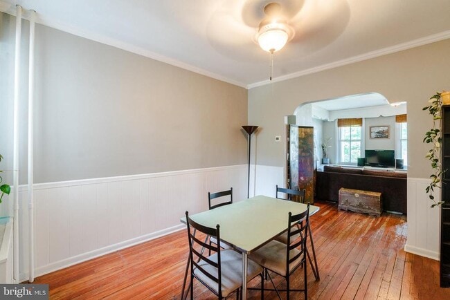 Building Photo - 456 Lyceum Ave
