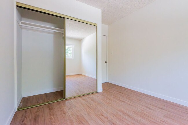 Building Photo - 15th Street Residences