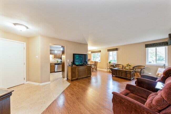 Building Photo - 1125 Auburn Ln