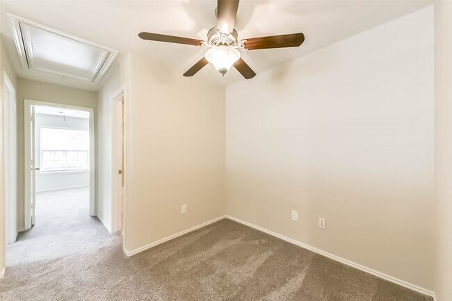 Building Photo - 16155 Beachside Pl