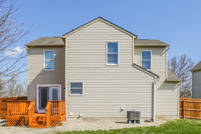 Building Photo - 203 Niatross Pl