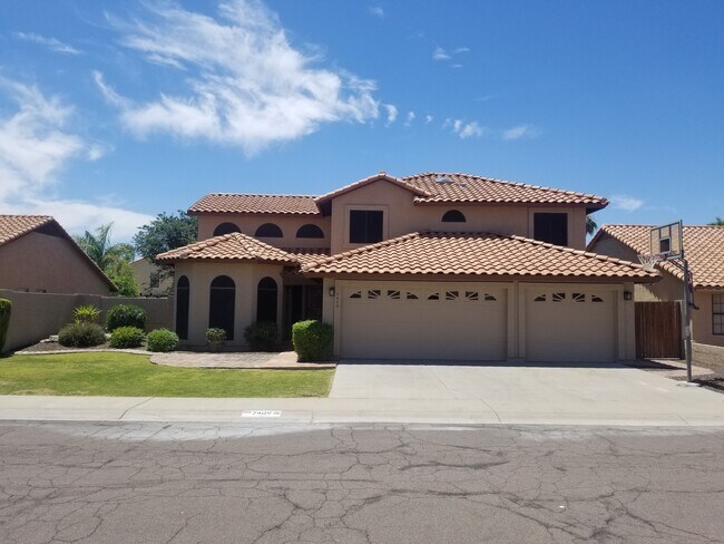 Primary Photo - 7409 W Piute Ave
