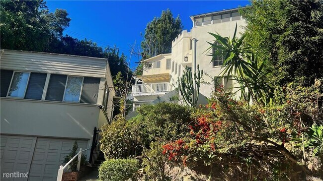 Building Photo - 5 br, 3 bath House - 5924 Graciosa Dr