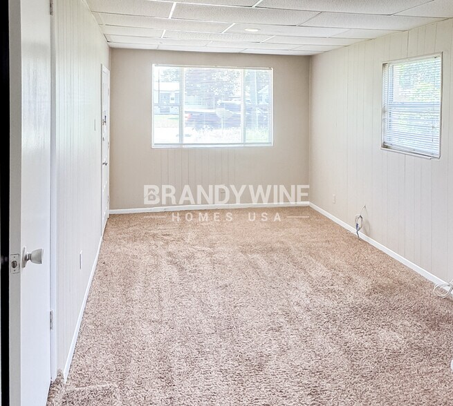 Building Photo - 7603 Brockhurst Dr