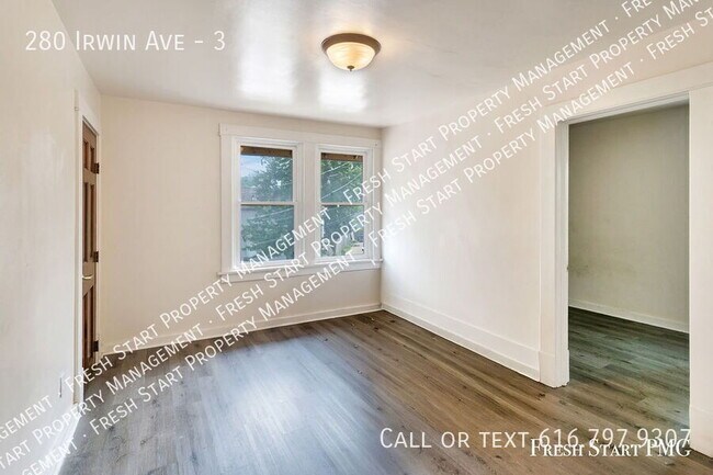 Building Photo - 280 Irwin Ave