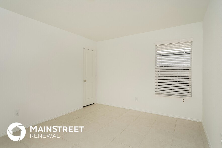 Building Photo - 5648 Rockrose Ln