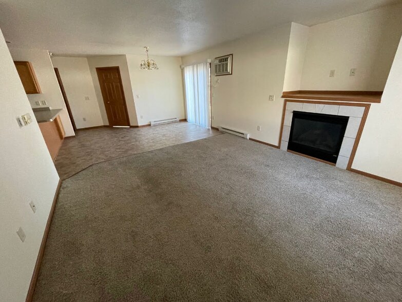 Building Photo - 4113 Echo Valley Dr