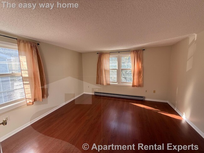 Building Photo - 7 Myrtle St