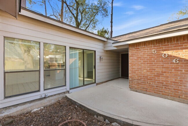 Building Photo - 506 Willow Wisp Cir