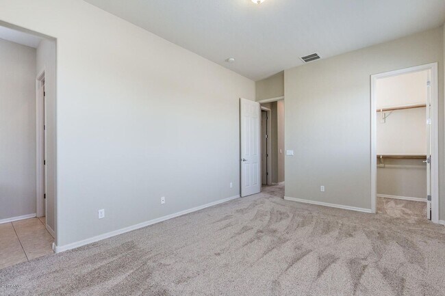 Building Photo - Beautiful Palm Valley Golf Course Home with Casita