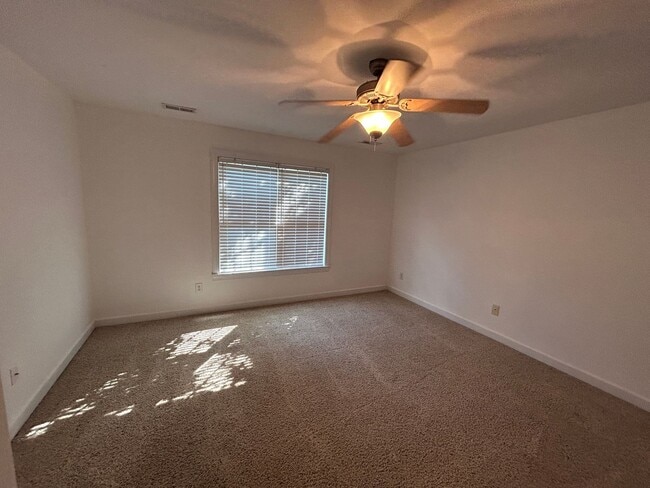 Building Photo - PFAFFTOWN, NC! Lochurst neighborhood. Reagan HS! 5 bedroom, 4.5 bathrooms, over 5k sq ft
