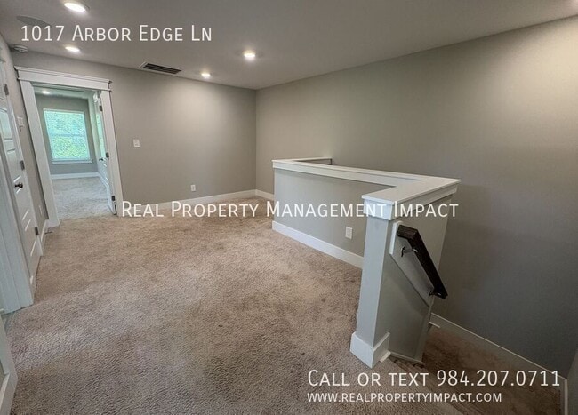 Building Photo - 1017 Arbor Edge Ln
