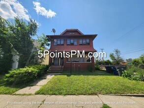 Building Photo - 2774 E 117th St